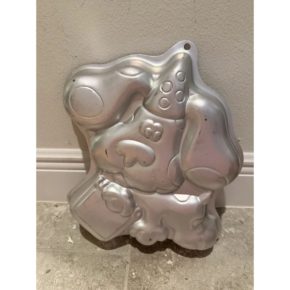 Blue's Clues - Vintage 199 Wilton BLUE Cake Pan Mold 3D Model #2105-3060